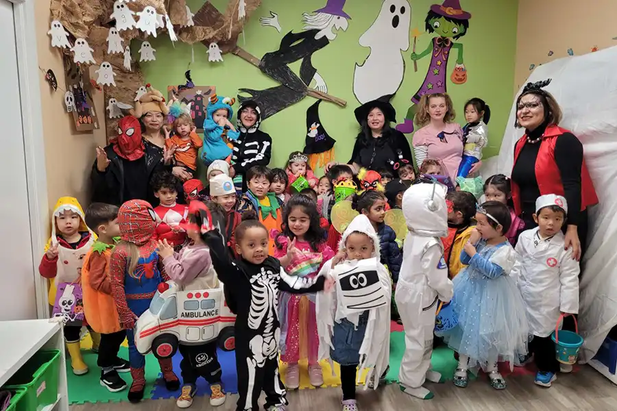 2.Halloween Fun-w