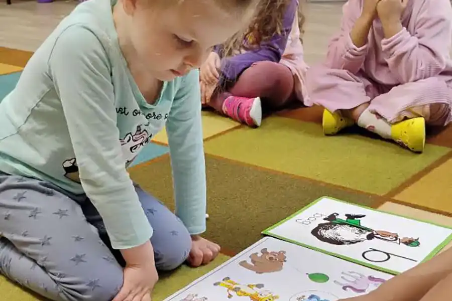 Early literacy and phonics program at Coquitlam daycare